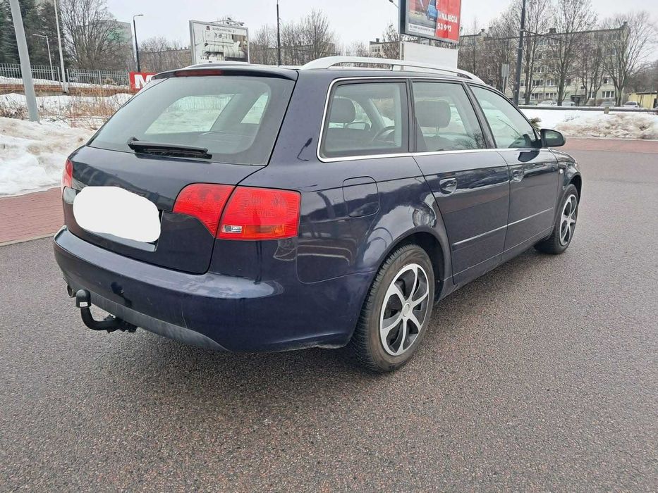 AUDI A4  B7  2005 r  2,0 B  KOMBI Klima Elektryka Hak 2komplety kół