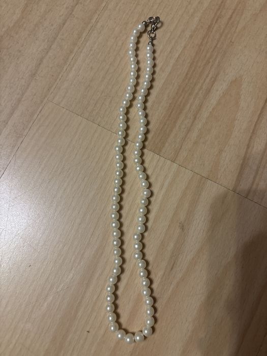 Perłowe korale  damskie