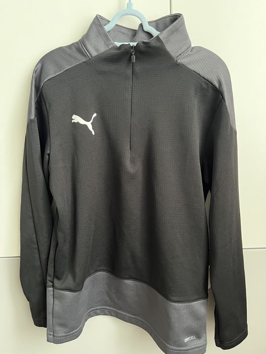 Продам світер Puma