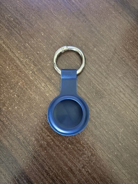 силиконовый чехол на AirTag