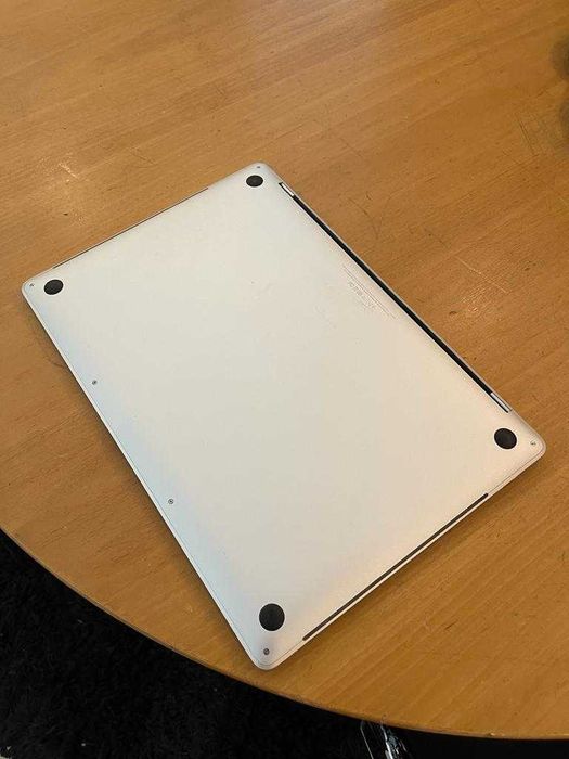 Portátil MacBook Pro 15 500gb 16 RAM A1707 - como novo teclado PT