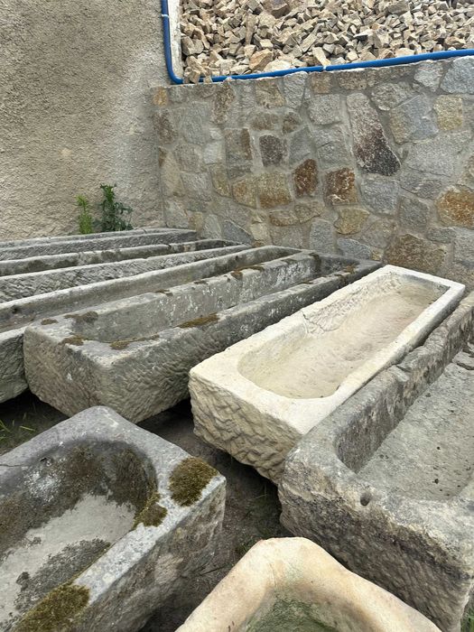 Koryto z piaskowca (stare)