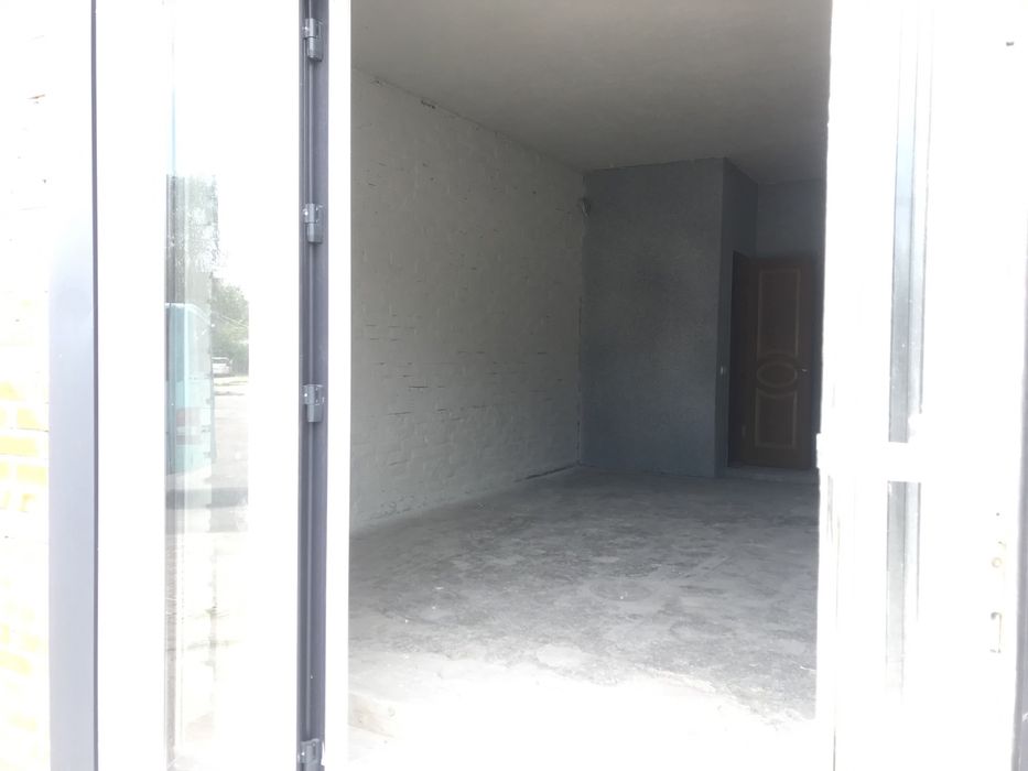 Продам магазини, бутіки, комерційні приміщення