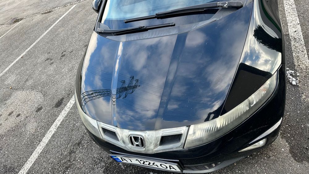 Honda Civic 2009р. автомат. Не робот! 5D 1.8 , газ бенз  227тис км.