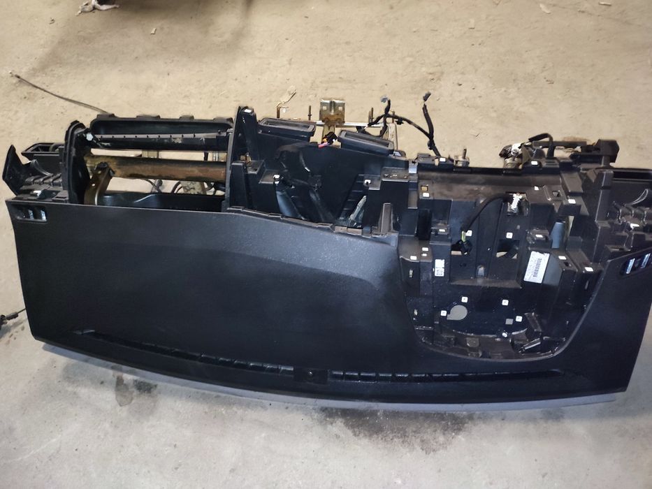 Deska kokpit PUSTY BEZ RADIA LICZNIKA toyota proace city