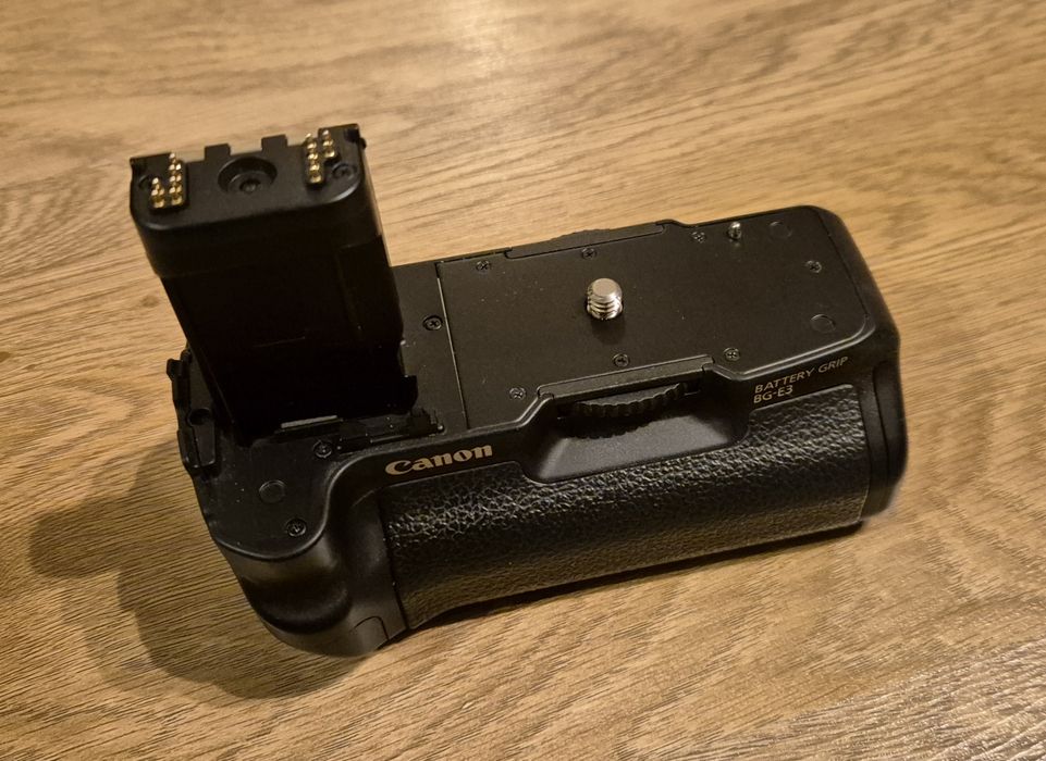 Canon 400d + Sigma 18-200 + Battery Grip BG-E3