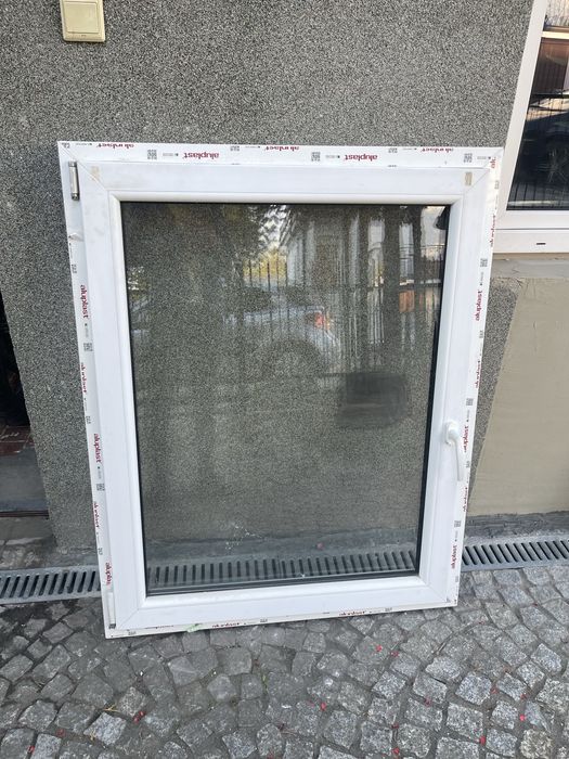 Okno 100x125 nowa rama okna