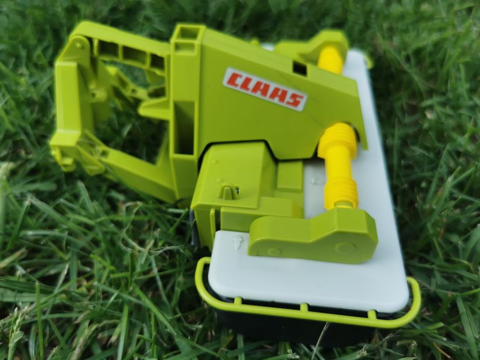Kosiarka czołowa Claas Bruder
