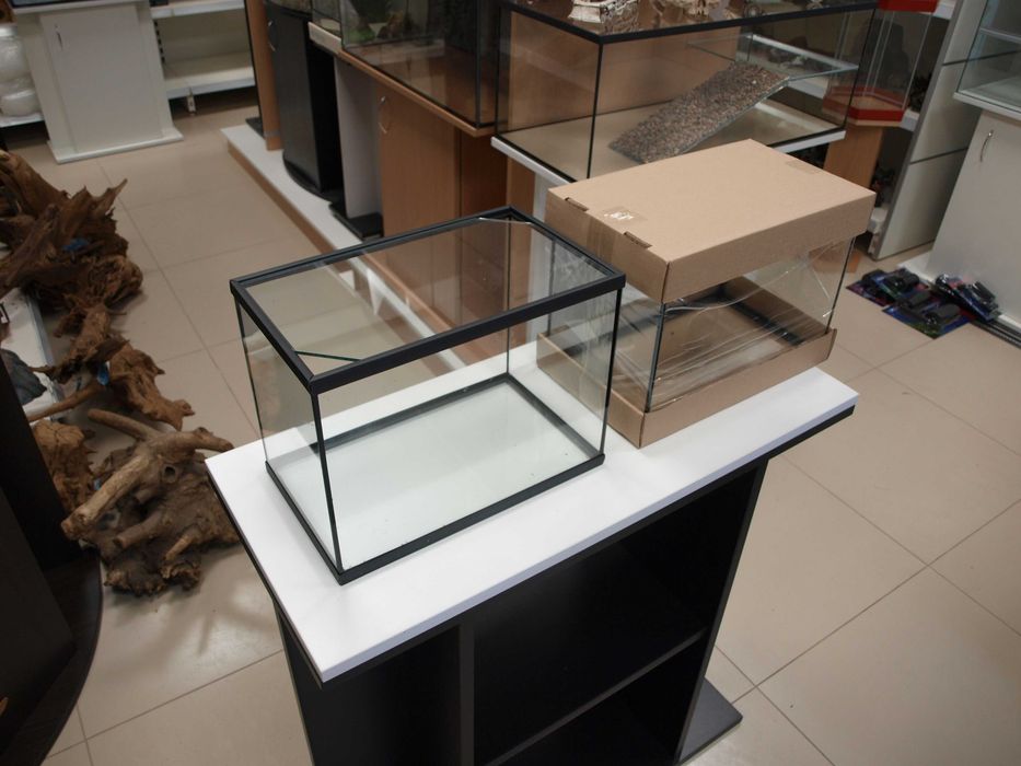 Akwarium prostokąt 35x21x26 + pokrywa szklana