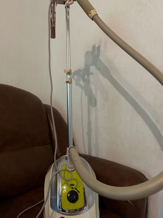 Продам отпариватель Saturn