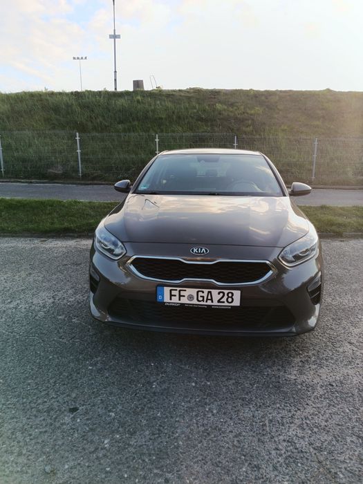 Kia Cee'd 1368cm3 Benzyna