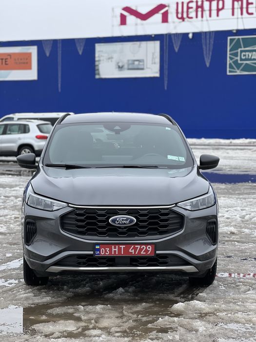 Ford Escape 2023р ST-Line / кросовер / авто