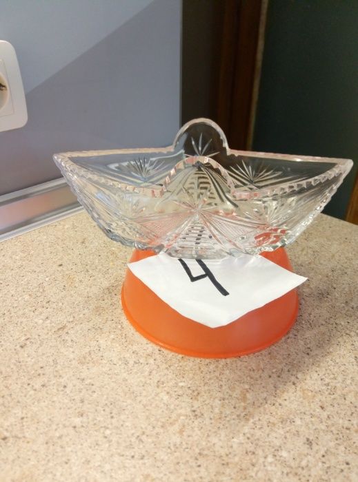 Хрустальные конфетницы - лодочки.