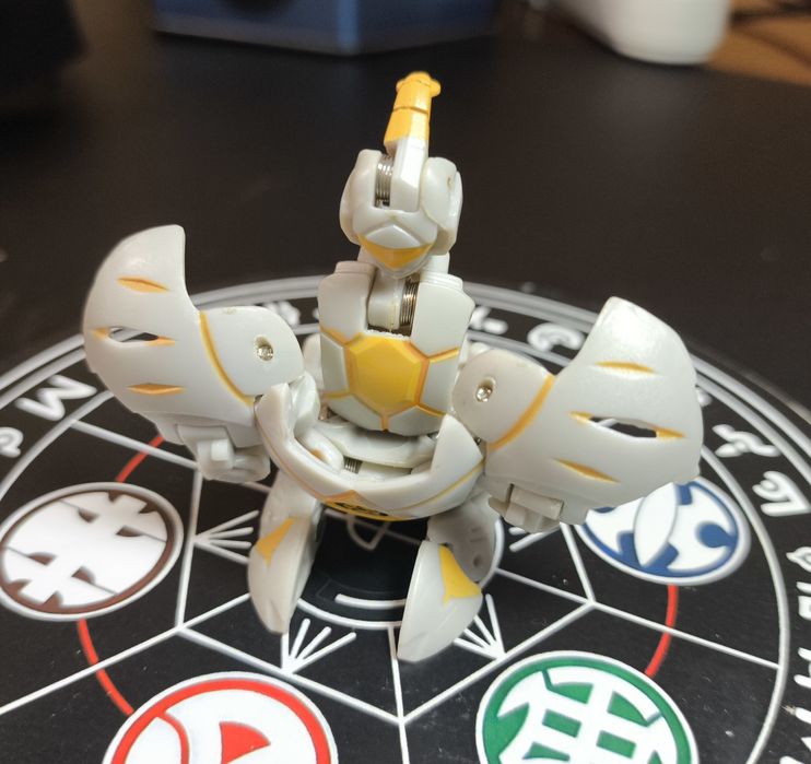 Bakugan Haos Aranaut
