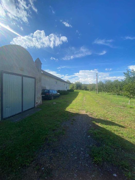 Складський комплекс 800 м² + 1 га території