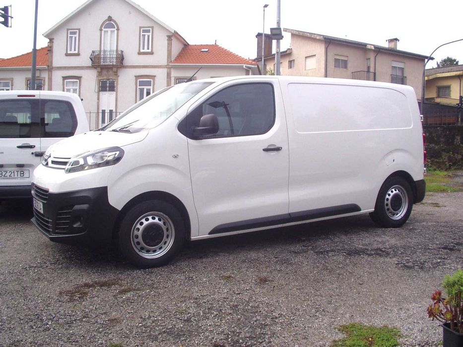 Citroen Jumpy BlueHDI 100cv L2 **IVA dedutível Incluído**
