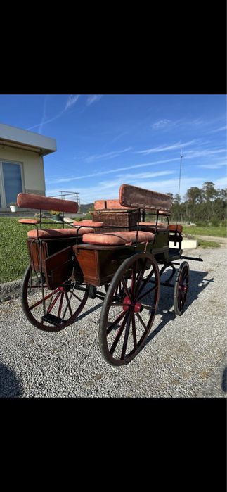 Vendo ou troco charrete classica