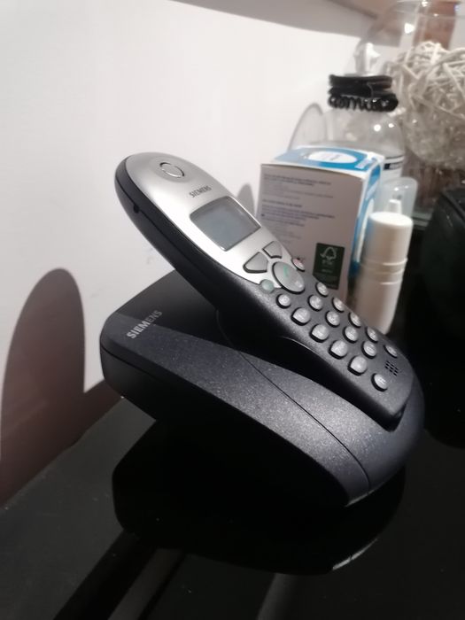 2 telefones sem fios de linha430763382491719684