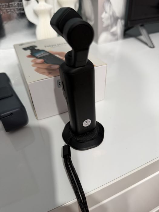 Feiyu Pocket 1 4K Handheld Gimbal Camera Uchwyt magnetyczny