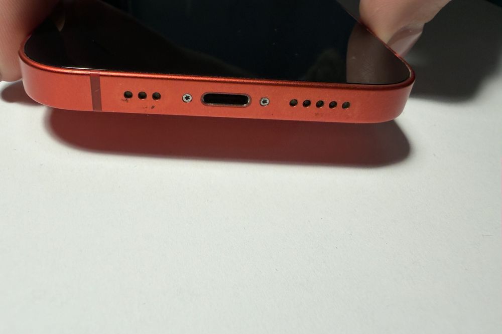 IPhone 12, 128 Гб в чудовому стані. Заряд батареї 82%