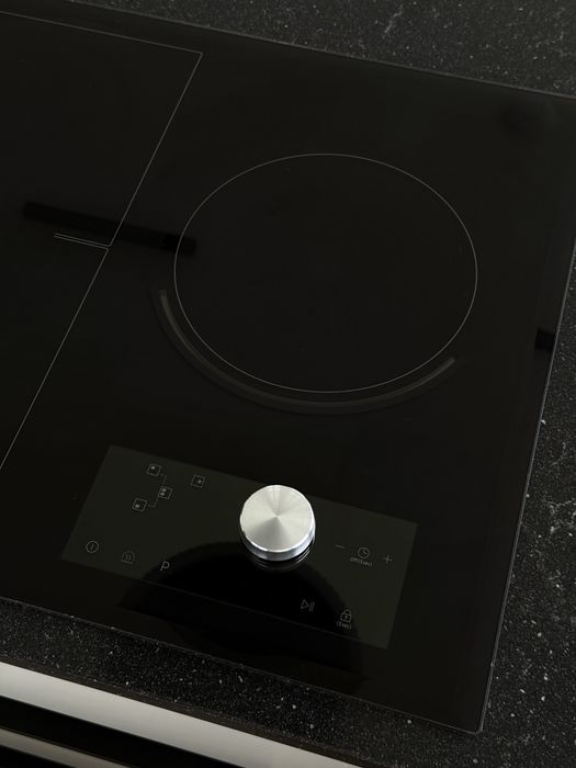 Płyta indukcyjna Samsung NZ63J9770EK/EO