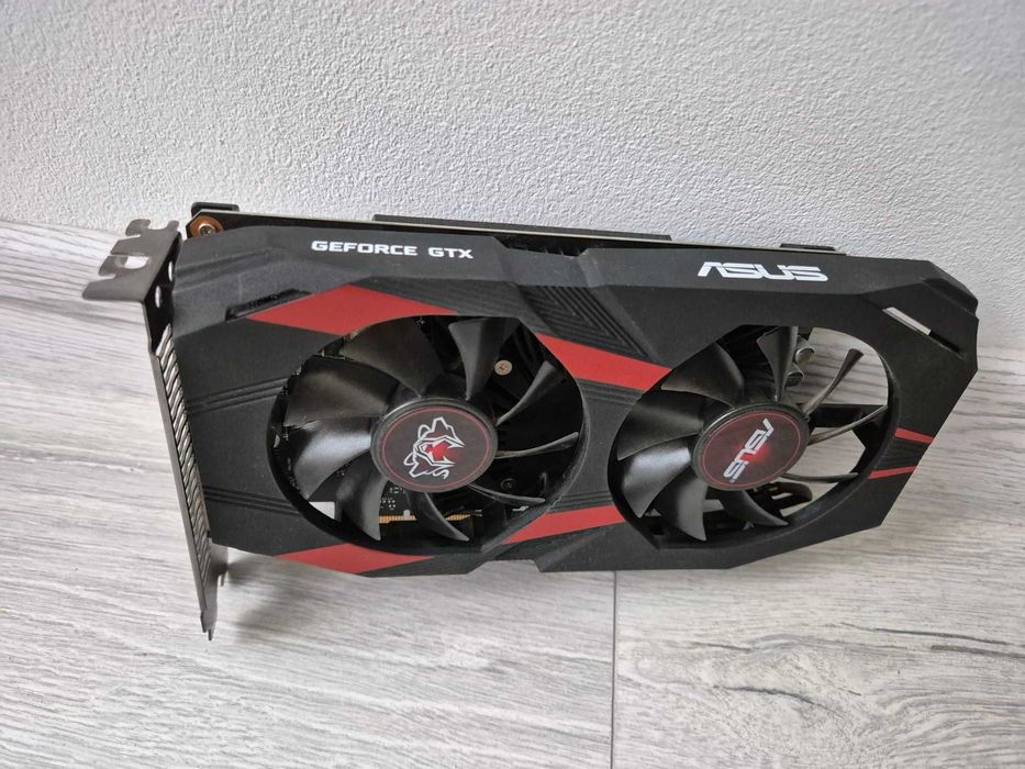 ігрова відеокарта GTX1050Ti 4GB ASUS Cerberus без додаткового живлення