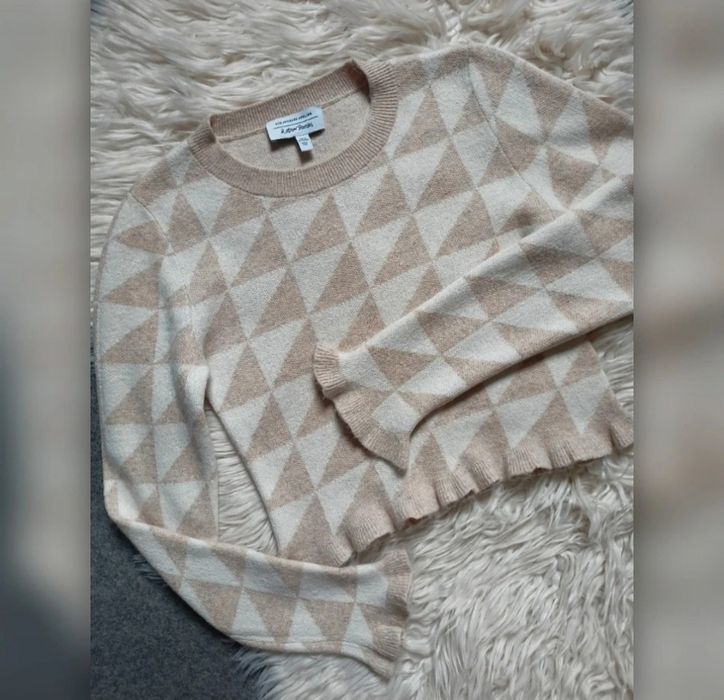 Sweter & Other Stories