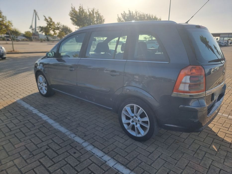 Vendo Opel Zafira 1.7Cdti