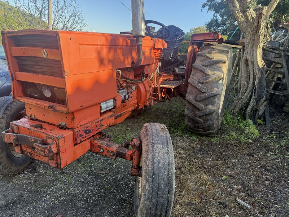 Trator agricola renault com 80 cv