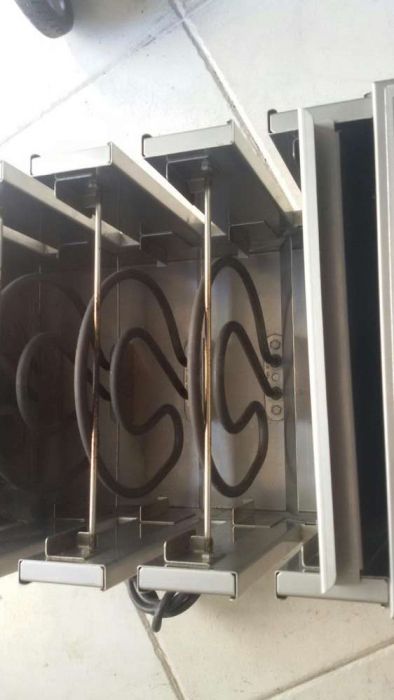 Forno multiusos de vários compartimentos em simultâneo