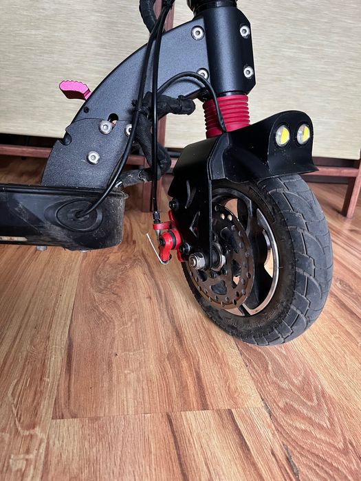 Techlife X6 – hulajnoga elektryczna 600W / 48V / zasięg do 40 km