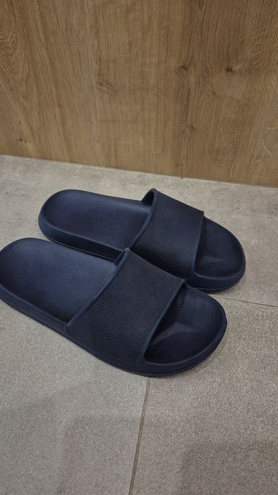 Granatowe klapki dziecięce na basen rozmiar 36