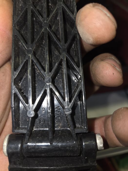 Pedal gazu fiat 125p syrena