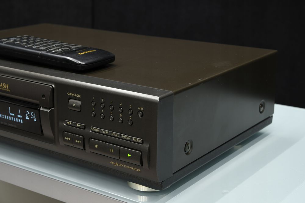 Odtwarzacz płyt audio CD Technics SL-PS770A + pilot całkowicie sprawny