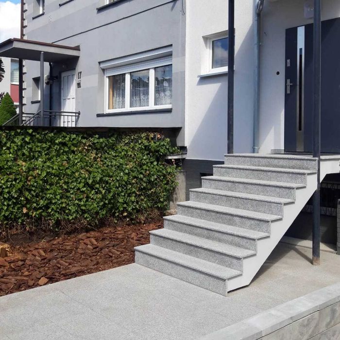 GRANIT G602 Bianco Sardo | płomieniowane stopnice | 150x33x2cm