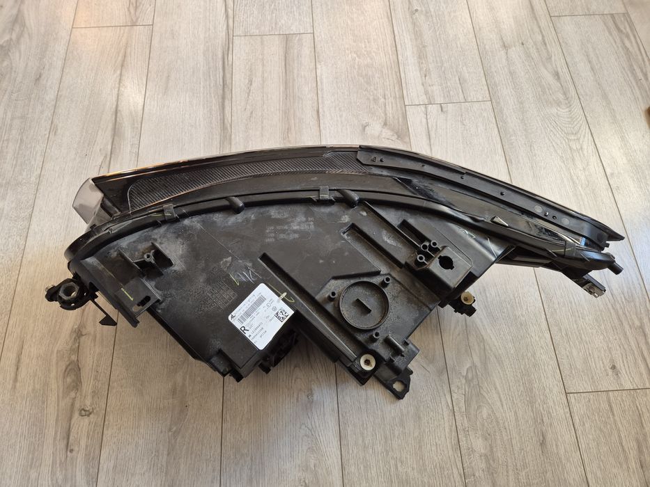 Фара Volkswagen Tiguan 2022-2024 Europe