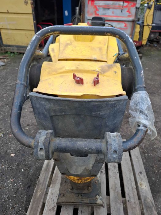 Stopa wibracyjna zageszczarka ubijak BOMAG BT 65