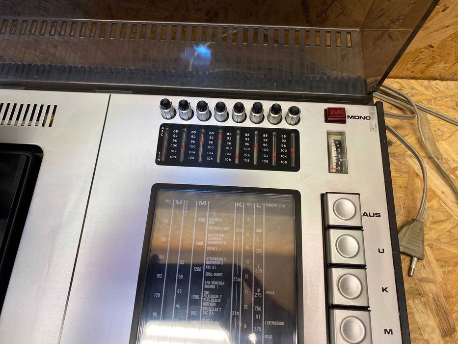 Adapter gramofon Grundig Studio 2000 (film pokazowy)