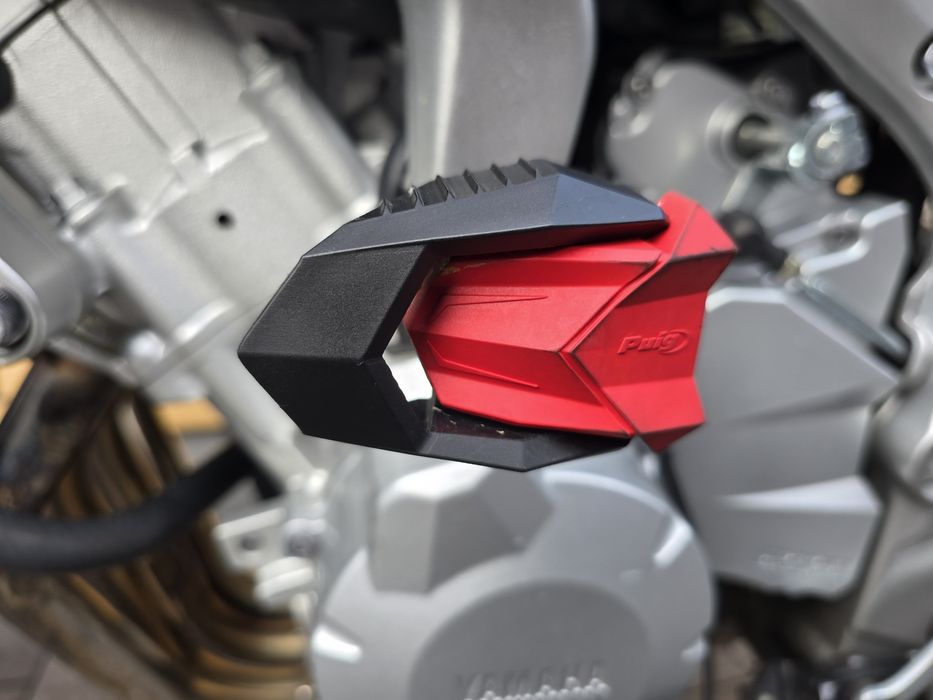 Продаю YAMAHA FZ6S