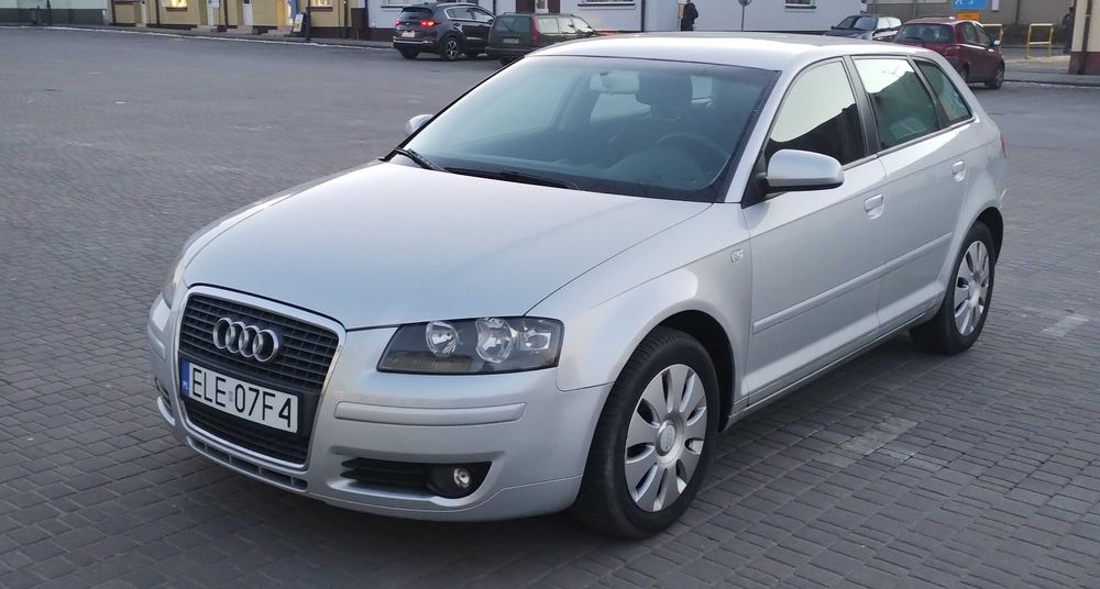 AUDI A3 1.6 MPI 5-drzwiowe