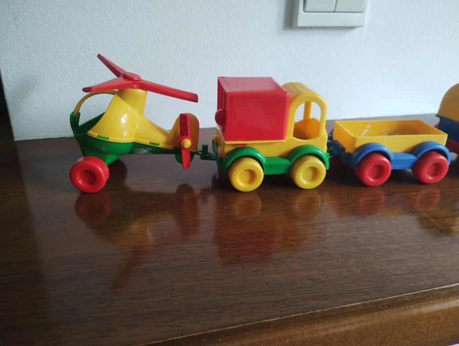 Autka dla maluszka - 4 sztuki