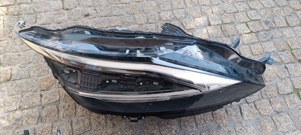 Farol Nissan Qashqai full led adaptive