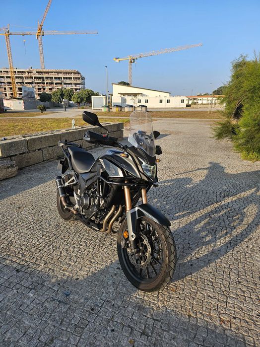 Honda CB500X 2022