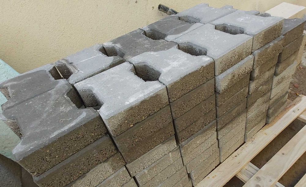 Pavé cimento novo - sobras de obra