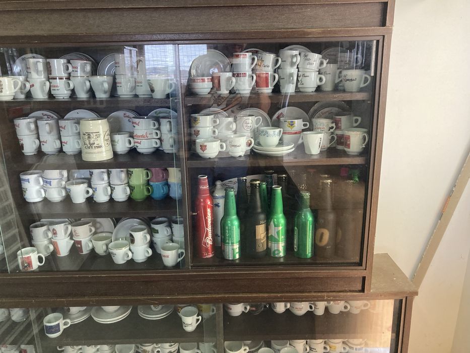 Coleccao de chavenas de cafe - 2000