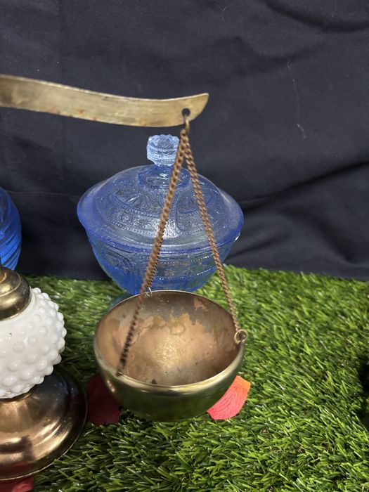 Balança antiga Vidro coalhado e latao