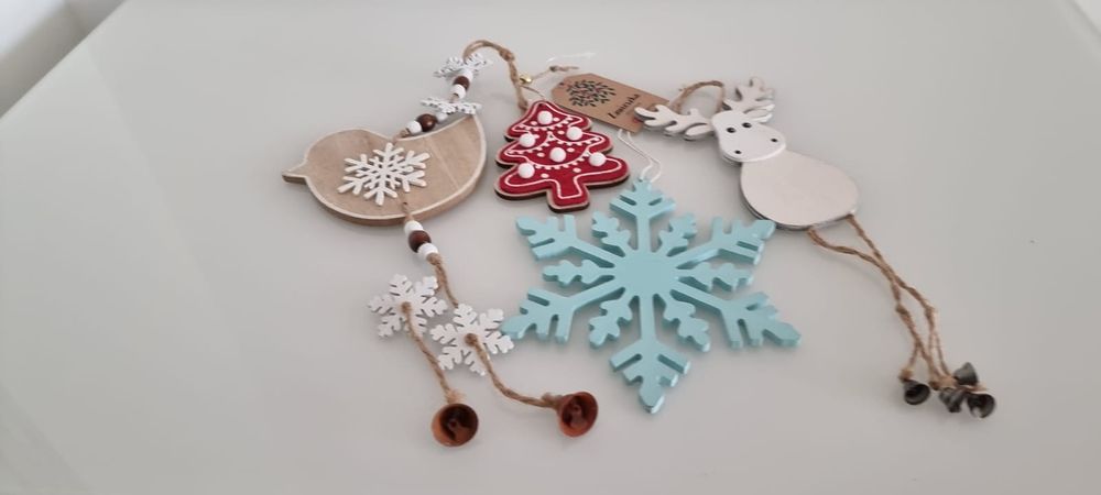 Komplet 4 drewnianych świątecznych zawieszek