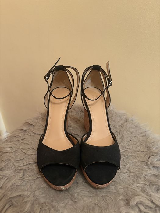 Buty sandałki na koturnie