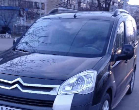 Продам Ситроен Берлинго В9