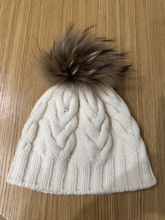 Зимова шапка для дівчинки